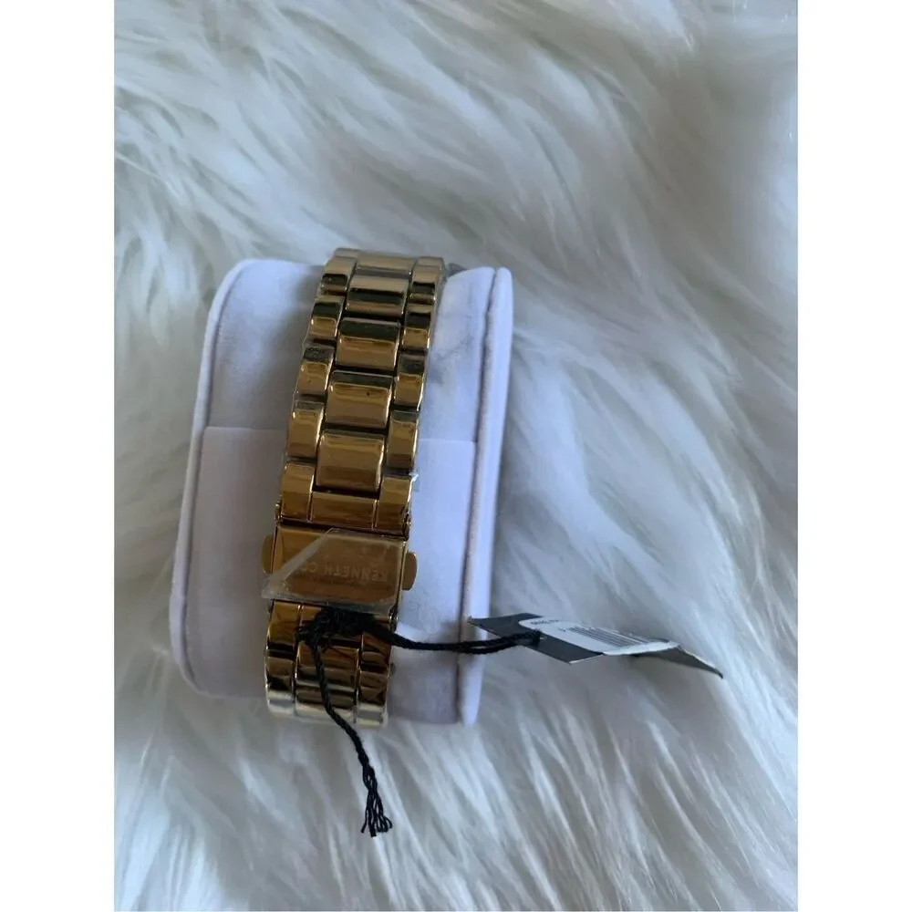 Kenneth Cole beautiful watch